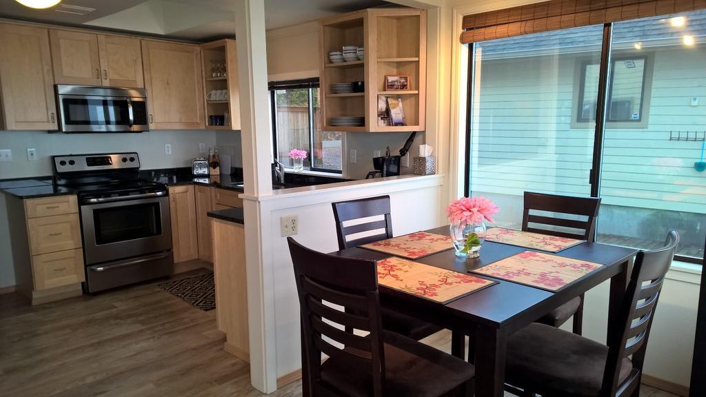 Union City Beach House At Hood Canal, Waterfront Vacation Rental Bagian luar foto